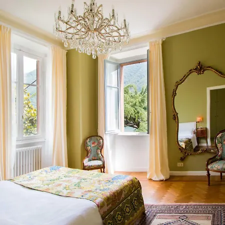 Villa Careno Sleeps 9 With Air Con Laglio
